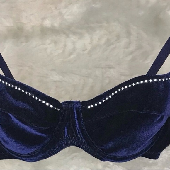 Vintage Victoria’s Secret 1990s Bra Velvet Blue Sz 34 B - Picture 3 of 4